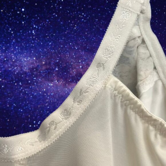 Flexeez Intimate Apparel Cream Color Women's 40DD - Picture 5 of 8